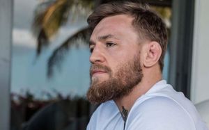 Конор МакГрегор назвал менеджера Али Абдель-Азиза "стукачом террористов"