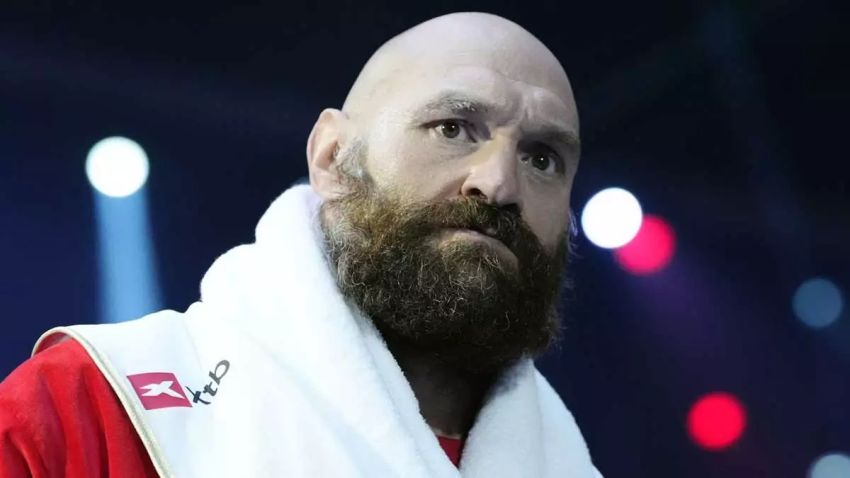 Фрэнк Уоррен сообщил, что Фьюри хочет провести разминочный бой перед поединком с Джошуа