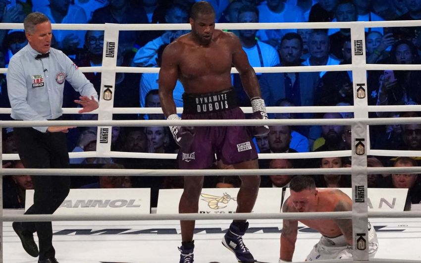 Карл Фрэмптон поменял свое мнение по поводу спорного удара Дюбуа: "Я знаю лишь, что Усик – гениальный боец"