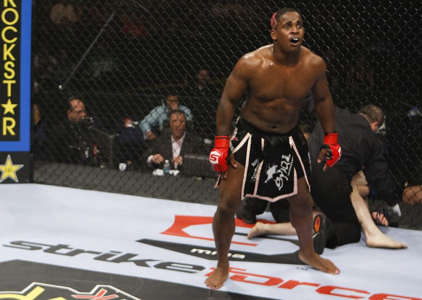Боец UFC рассказал, как Головкин нокаутировал "Канело" во время спарринга во втором раунде