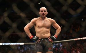 Гловер Тейшейра одержал победу над Никитой Крыловым на UFC Fight Night 158