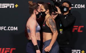 Видео боя Молли МакКэн - Лара Прокопио UFC Fight Night 184