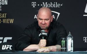 Дана Уайт проехался по СМИ за критику UFC 249: "Мне плевать, что вы думаете"