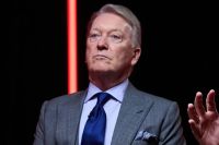 Промоутер Тайсон Фьюри пригрозил судом журналистам talkSPORT из-за критики его подопечного