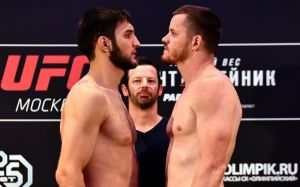 Видео боя Халид Муртазалиев - Си Би Доллоуэй UFC Fight Night 136 Moscow