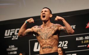 Бой Макса Холлоуэя против Брайана Ортеги может пройти на UFC 226
