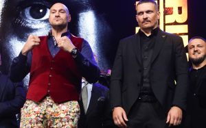 Том Аспиналл предсказал исход боя между Фьюри и Усиком