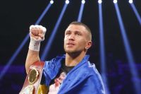 Василий Ломаченко - Рою Джонсу: "Я начал делать нестандартные движения после того, как увидел тебя в ринге"