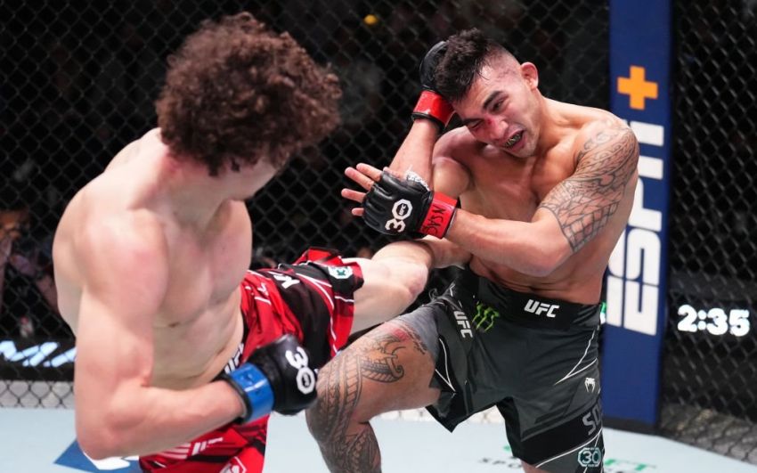 Видео боя Роман Копылов - Пунахеле Сориано UFC Fight Night 217