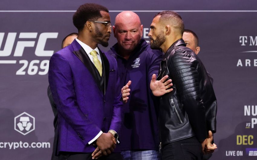 Видео боя Джефф Нил - Сантьяго Понзиниббио UFC 269