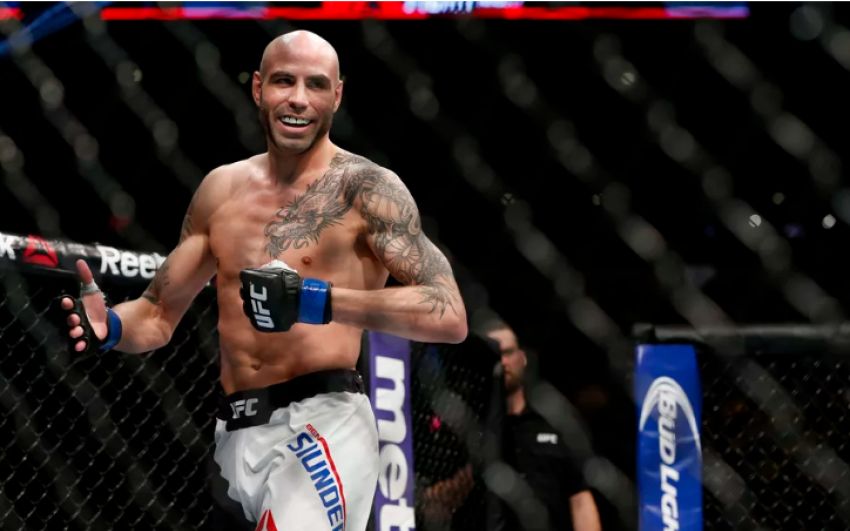 UFC Fight Night 131: Бен Сондерс финишировал Джейка Элленбергера в первом раунде