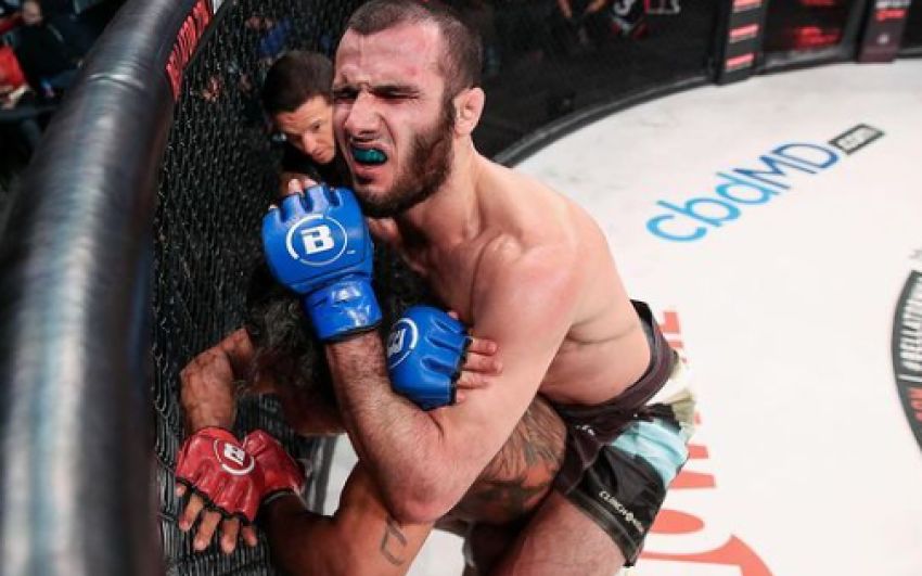 Ислам Мамедов прокомментировал поражение от Хендерсона на Bellator 273