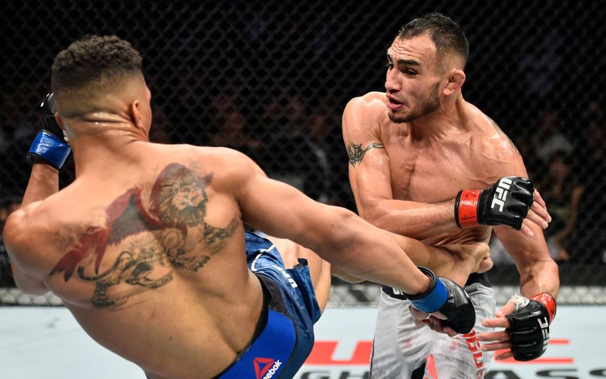 Видео боя Тони Фергюсон - Кевин Ли UFC 216