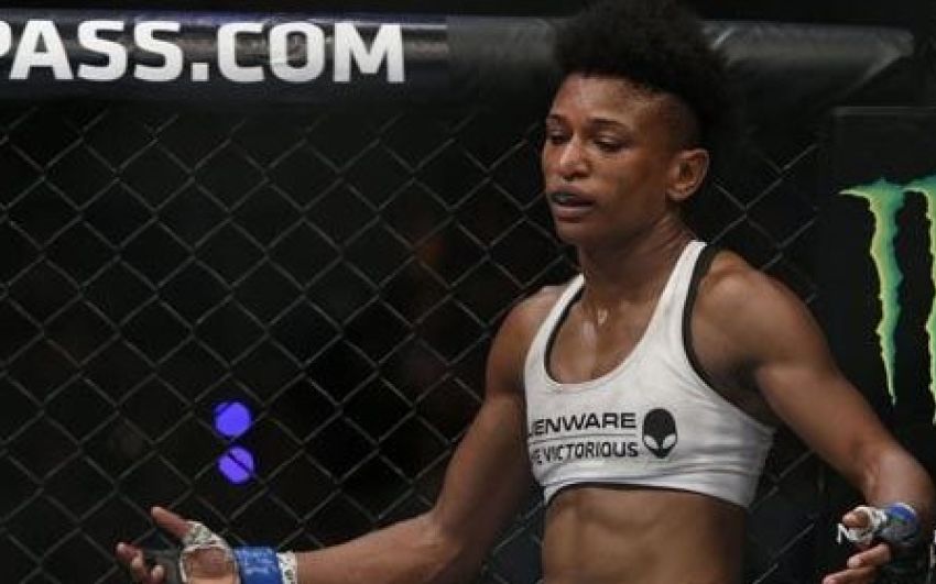 Анджела Хилл не сможет выступить на UFC 207 из-за правил антидопинговой политики USADA