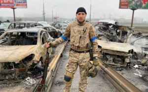 Амосов ехал 36 часов подряд, чтобы спасти семью от российского вторжения