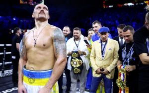 Джонни Нельсон назвал супертяжеловеса, которого избегает Усик