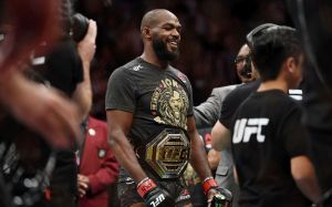 Комментатор UFC объяснил, почему недоволен чемпионством Джона Джонса