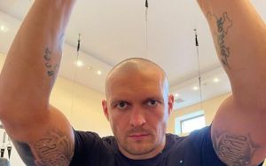 "Ты суперзвезда": Усик уважительно обратился к Джошуа