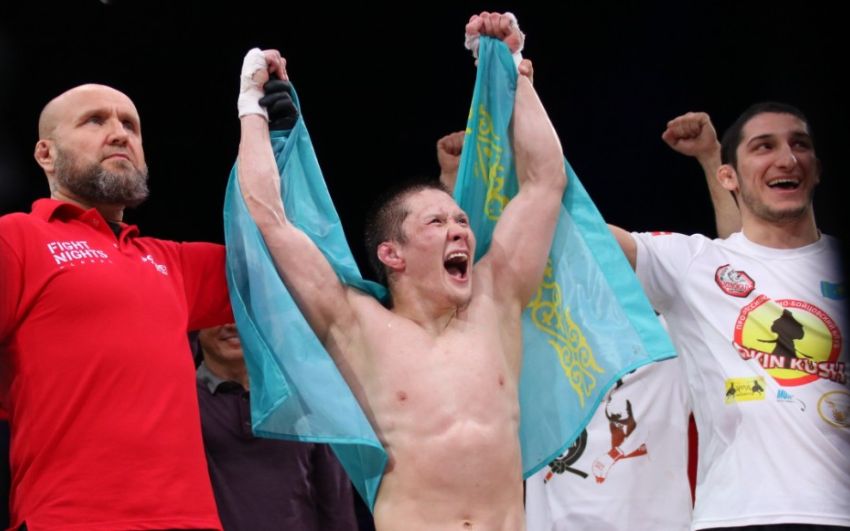 Жалгас Жумагулов отстоял титул в битве с Али Багаутиновым на Fight Nights Global 95
