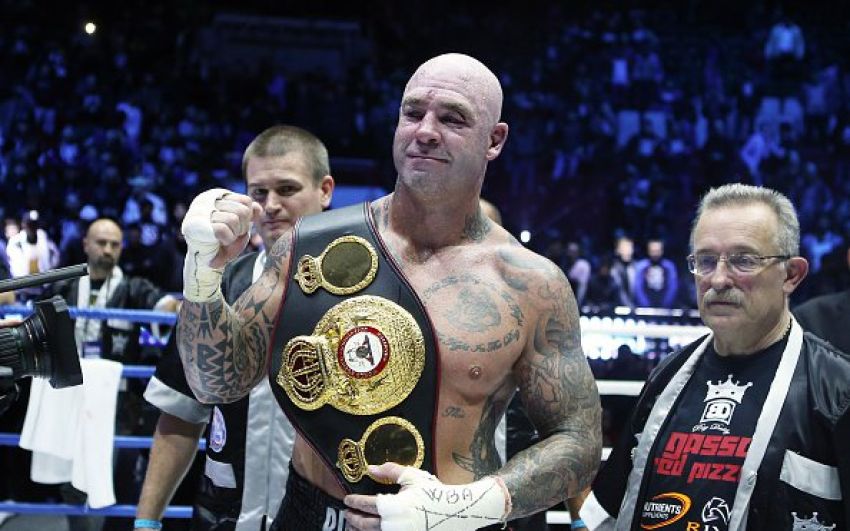 Фото поединка от boxingscene: Чагаев vs Браун