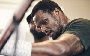 В WBO отклонили апелляцию Диллиана Уайта, Усик все еще обязательный претендент