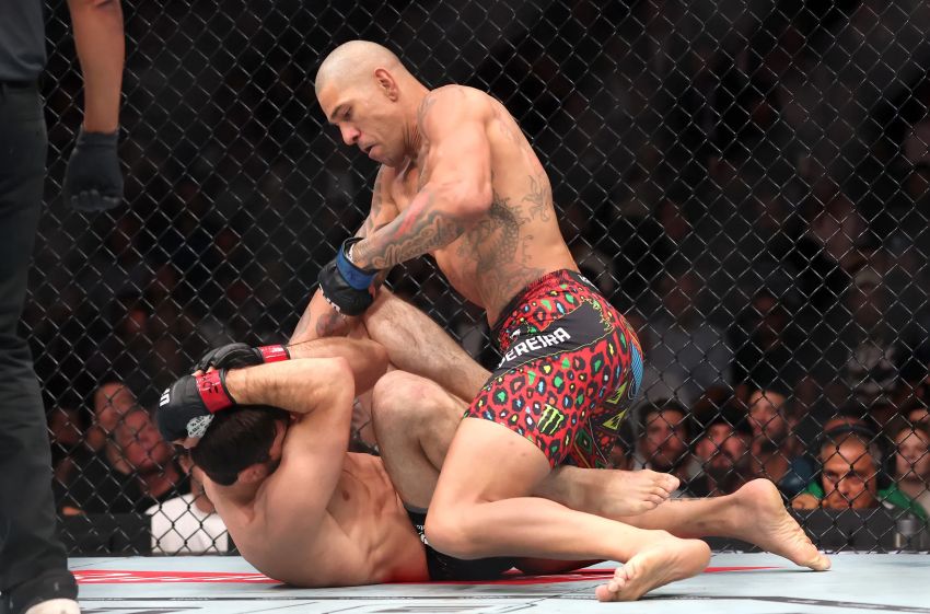 Слова Алекса Перейры после победы в реванше с Магомедом Анкалаевым на UFC 320