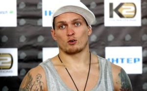 Усик: "Фьюри, веди себя как мужик!" 