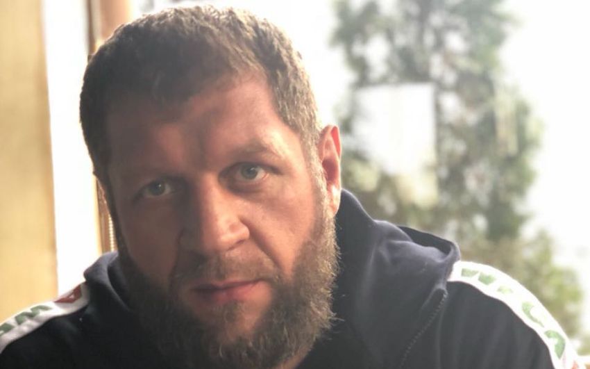 Александр Емельяненко и арбузы