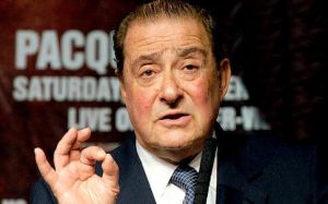 Арум: "Трансляция боя Кроуфорд – Портер не будет дорогой"