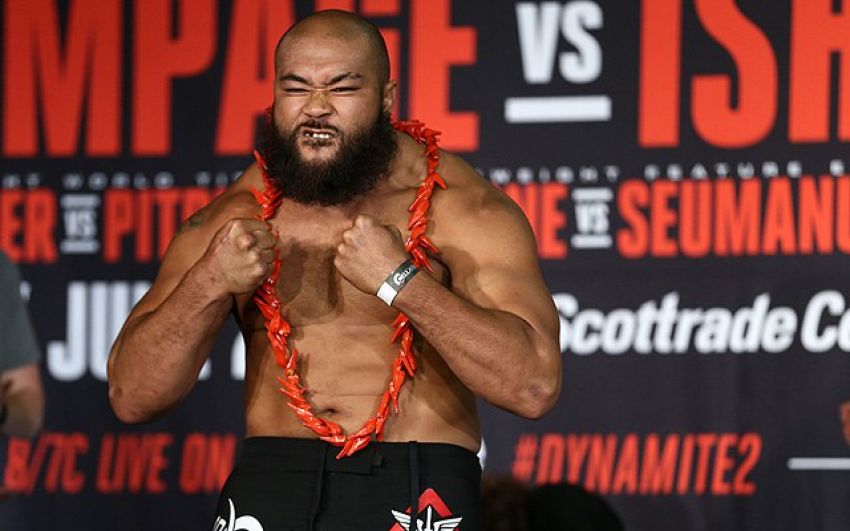 Семанутафа заменит Айялу в бою с россиянином Молдавским в Bellator
