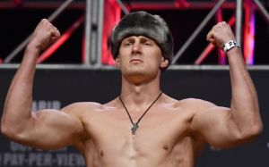 Команда Александра Волкова может потребовать бой с Кормье или Миочичем