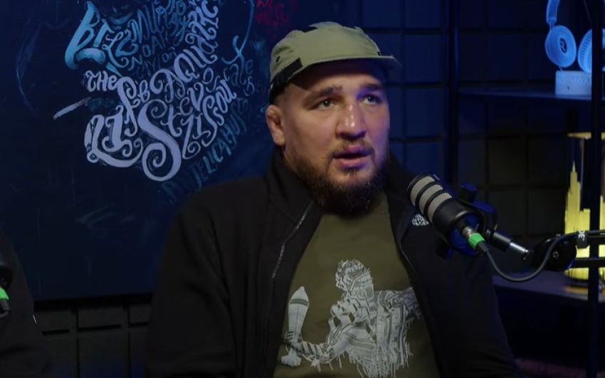 Амосов - о бойцах зала АТТ: "Они поддерживают, но они не понимают все до конца"