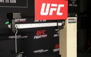 Результаты взвешивания UFC Fight Night 231
