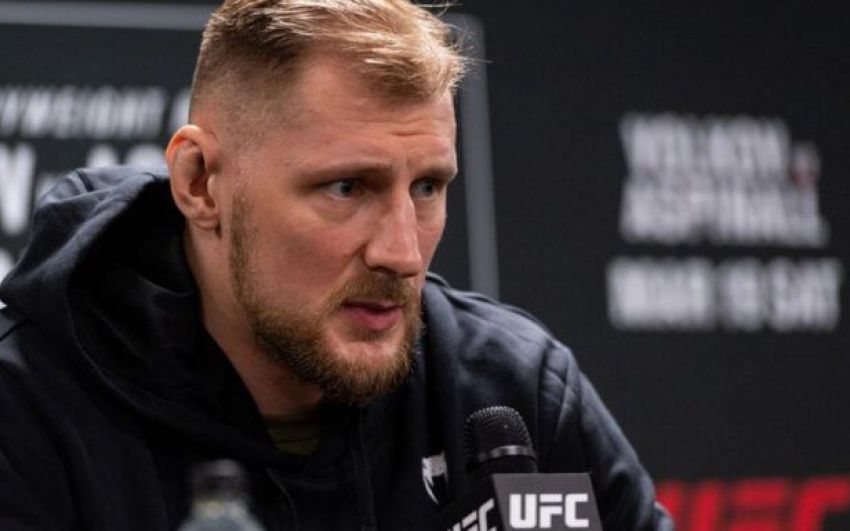 Александр Волков: "Наступили темные временна для тяжелого веса UFC"