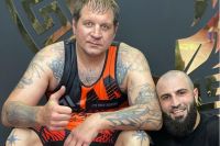 Александр Емельяненко с камнем в руках процитировал Виталия Кличко