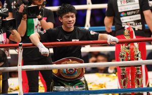 Косеи Танака оставил пояс WBO в наилегчайшем весе, чтобы подняться к Эстраде, Гонсалесу, Яфаю и Иоке