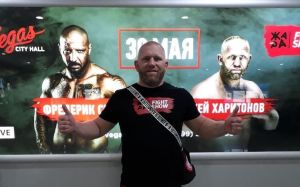 Сергей Харитонов: "Риск есть, но я решил драться"