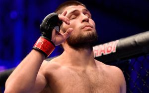 Александр Емельяненко прокомментировал решение Хабиба завершить карьеру: "Его нельзя назвать величайшим бойцом UFC"