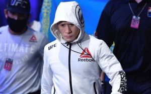 Казахстанская звезда ММА Жумагулов подходит к бою в отличной форме
