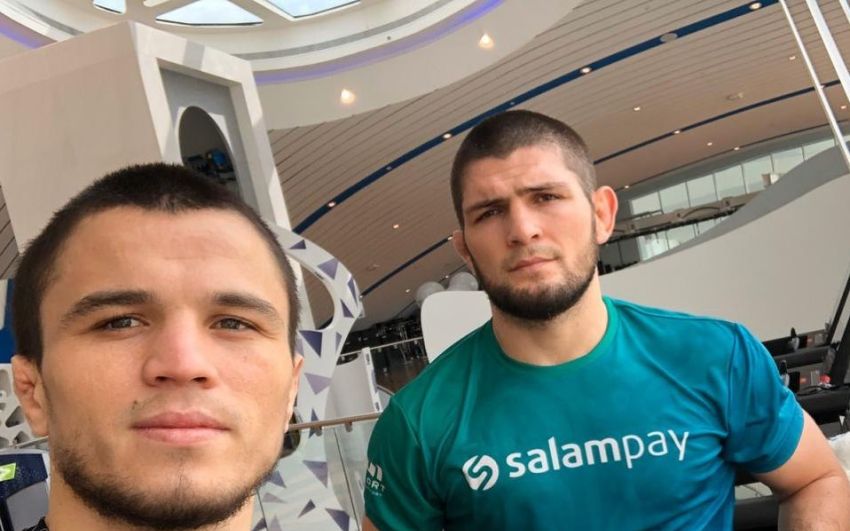 Хабиб Нурмагомедов намекнул на скорый переход брата Умара в UFC