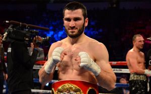 Артур Бетербиев возглавил рейтинг полутяжелого веса по версии BoxRec