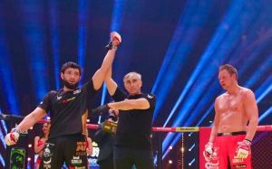 Видео боя Камил Гусейнов – Евгений Мякинкин AMC Fight Nights 110
