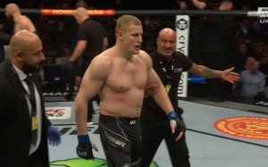 Видео боя Шамиль Абдурахимов – Сергей Павлович UFC Fight Night 204