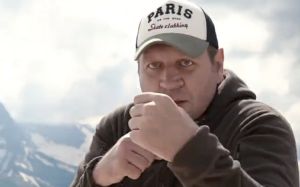 Менеджер Александра Емельяненко: "Я поражен резервами его организма"