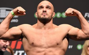 Илир Латифи считает, что выиграл бой против Деррика Льюиса на UFC 247