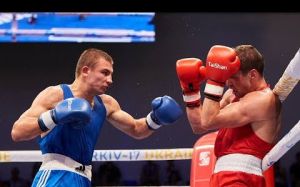 Александр Хижняк признан лучшим боксером Чемпионата Европы-2017