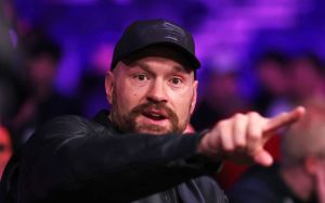 Тайсон Фьюри назвал соперника, с которым хочет подраться, если не договорится с Джошуа