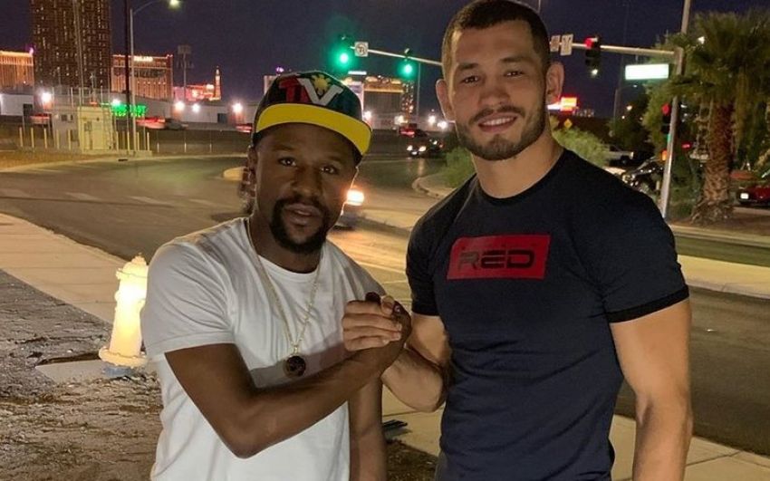Махмуд Мурадов о дружбе с Мейвезером: "Его пост в Instagram помог мне попасть в UFC"