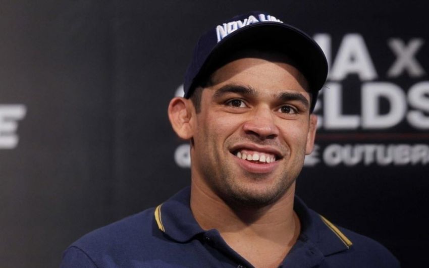 Ренан Барао встретится с Люком Сондерсом на турнире UFC on ESPN 1