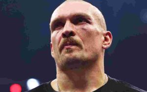 Александр Усик назвал двух самых сложных соперников в супертяжелом весе